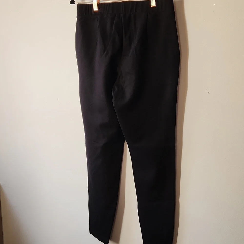 UNIVERSAL STANDARD Minimalist Moro Pocket Signature Ponte Pants Black, Size 6-8 - Picture 10 of 12